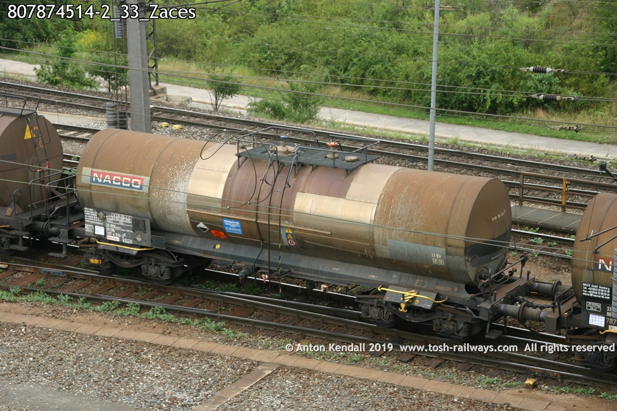 807874514-2_33_Zaces.jpg